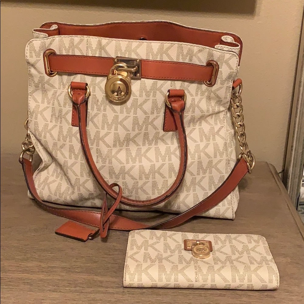 MK Purse
